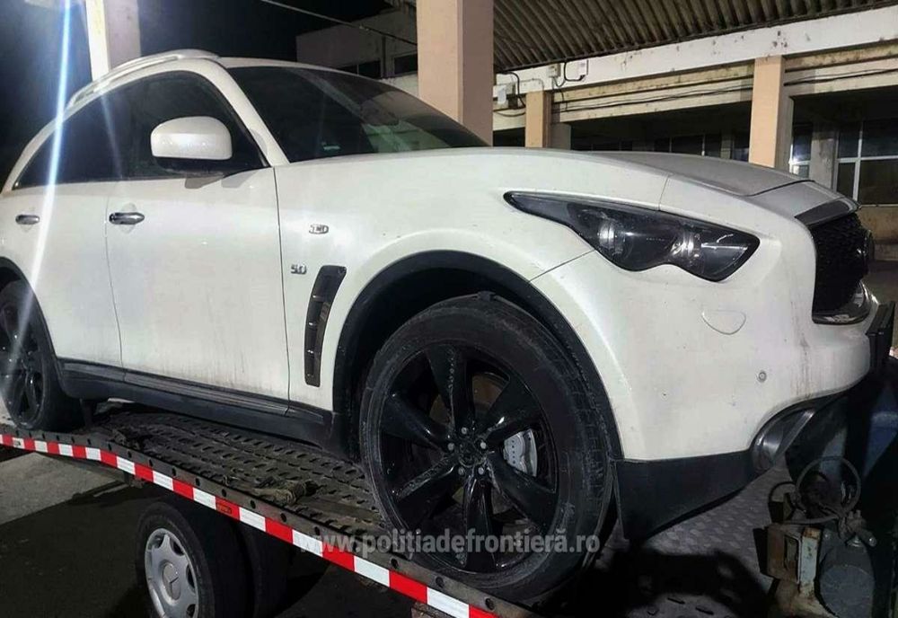 Autoturism Infiniti căutat de autorităţile germane, descoperit la Vama Giurgiu