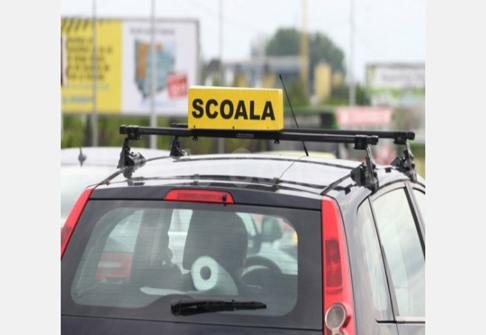 Anchetă pentru evaziune fiscală, la o școală de șoferi din Ploiești