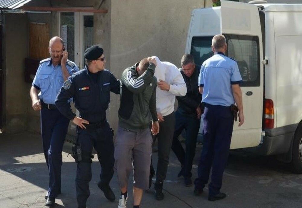 Giurgiu. Cinci bărbaţi au fost reţinuţi în urma unui conflict într-o benzinărie din Roata de Jos