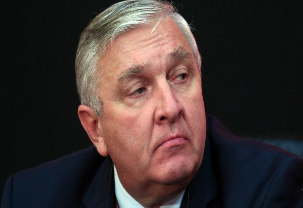 Medicul Mircea Beuran - achitat de Tribunalul Giurgiu. Instanţa a dispus ridicarea sechestrului asupra sumei de 10.000 de euro