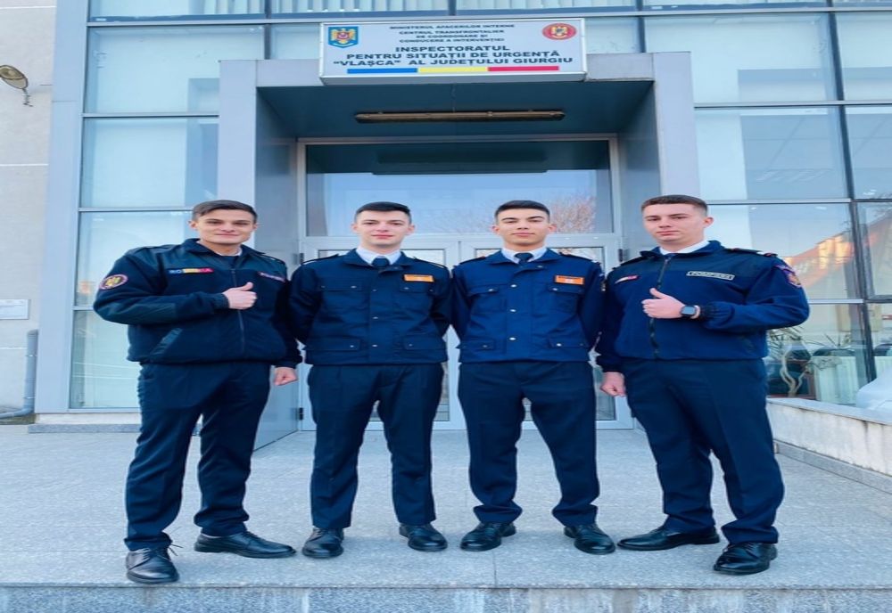 Patru studenţi aflaţi în stagiu de practică, la ISU Giurgiu