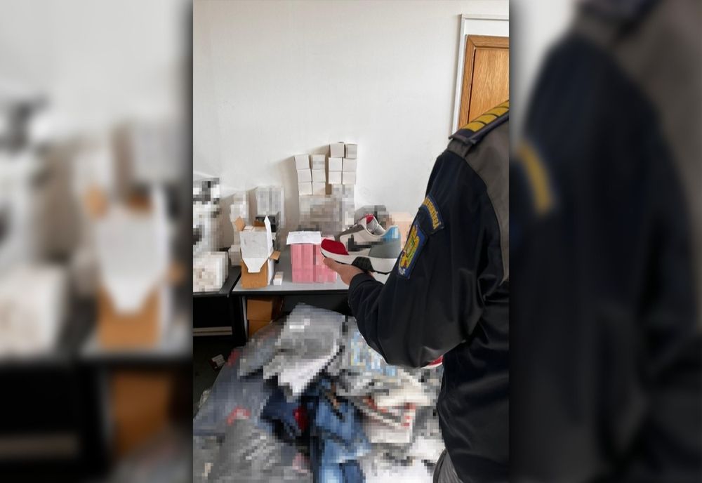 Giurgiu. Autocare şi autoturisme, controlate la frontieră. Ce au descoperit oamenii legii