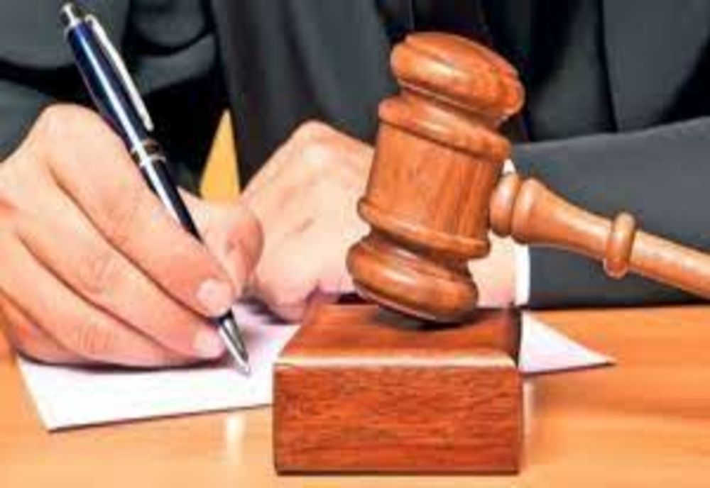 Un om de afaceri a fost trimis în judecată pentru dare de mită unui primar din judeţul Giurgiu