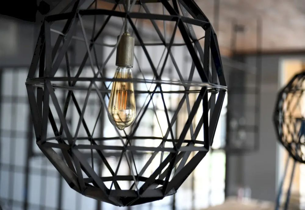 Întreruperi de curent planificate în Giurgiu şi Ilfov. E-Distribuție Muntenia a transmis lista pentru perioada 8 – 12 mai