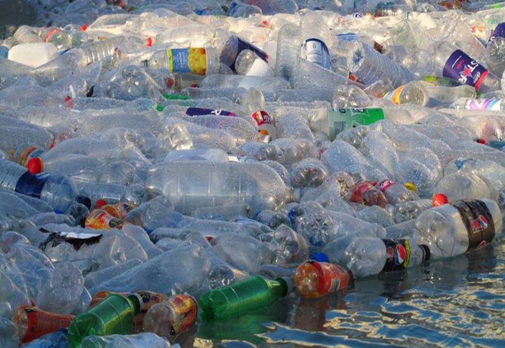 MINISTRUL MEDIULUI: ROMÂNIA A PLĂTIT UN MILIARD DE EURO TAXĂ PE PLASTICUL NERECICLAT, PÂNĂ ÎN PREZENT