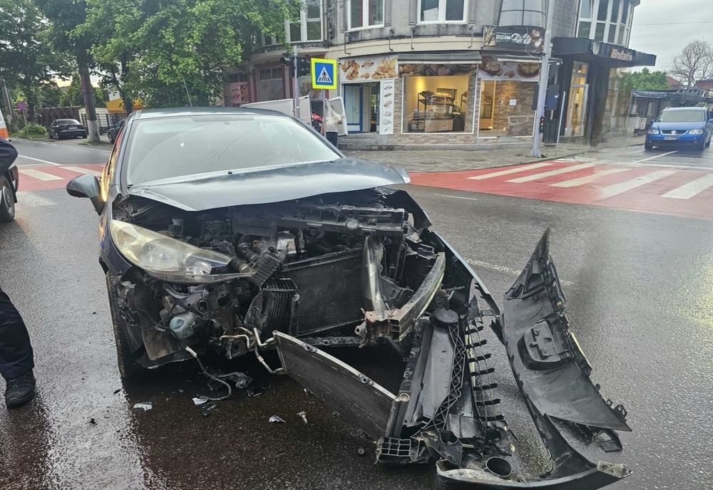 Tragedie în Vinerea Mare, în Giurgiu: o victimă, după ce mașina s-a răsturnat. 