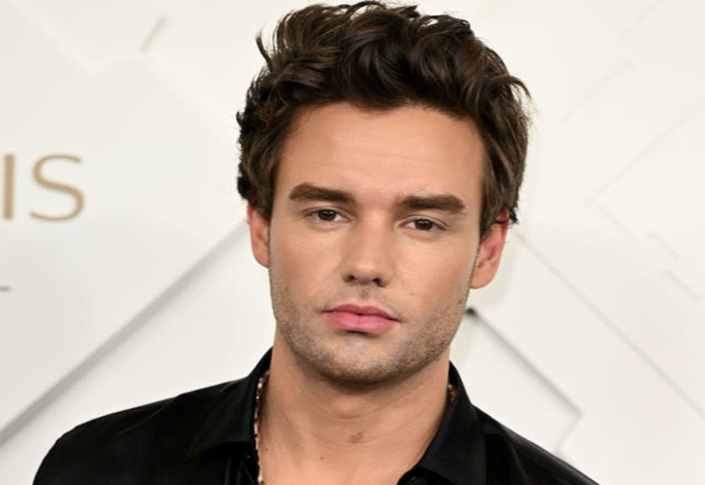 TREI PERSOANE, INCULPATE ÎN LEGĂTURĂ CU DECESUL CÂNTĂREŢULUI LIAM PAYNE