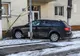 Un giurgiuvean a intrat cu autoturismul într-o țeavă de gaze. Cinci persoane au fost evacuate