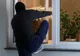 Giurgiu. Bărbat reţinut după ce a spart o locuinţă şi a furat o sumă de bani