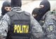 Percheziții pentru proxenetism, camătă, jocuri de noroc și violențe: mascații au descins în 5 locații din țară